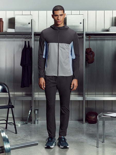 20251117_ARNE_ACTIVEWEAR_ROSS_COOKE_ACTIVECOLOURBLOCKWINDBREAKERINMIDGREY_0034_600x600.jpg