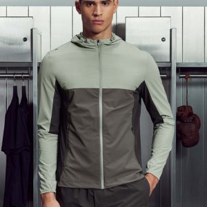 Active Colour Block Windbreaker in Olive