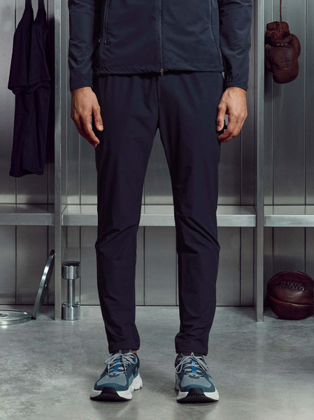 20251117_ARNE_ACTIVEWEAR_ROSS_COOKE_ACTIVEWINDBREAKERINNAVY_ACTIVETRACKPANTINNAVY_038copy_22d18943-5e35-4276-bd4e-353932a3aecf_600x600.jpg