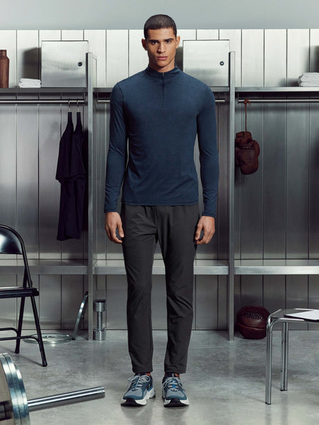 20251117_ARNE_ACTIVEWEAR_ROSS_COOKE_SOFTJERSEYMOTIONHALFZIPINNAVY_002_600x600.jpg