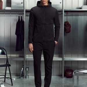 20251121_ARNE_ACTIVEWEAR_CURTIS_PARROTT_PERFORMANCEWINDBREAKERINBLACK_PERFORMANCETRACKPANTINBLACK_235_600x600.jpg