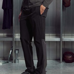 Utility Trail Trackpant in Black