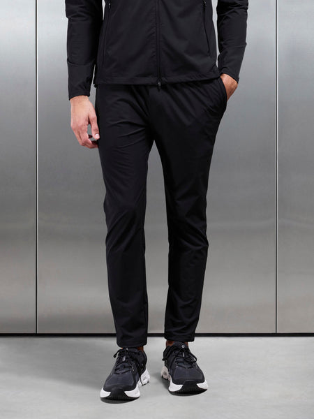 ACTIVEWINDBREAKERINBLACK_1095_838bcbdd-57d1-4217-9542-40cc0cc873d0_600x600.jpg