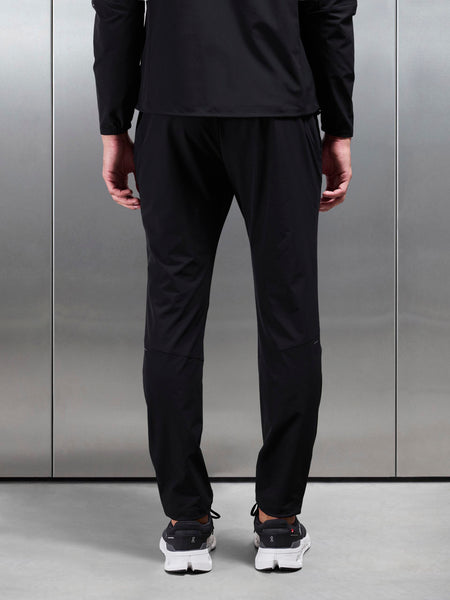 ACTIVEWINDBREAKERINBLACK_1097_97e7330c-1fe7-45f0-8f7b-a7f1b969389d_600x600.jpg