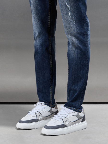 DISTRESSEDDENIMJEANSINDARKWASH3copy_600x600.jpg