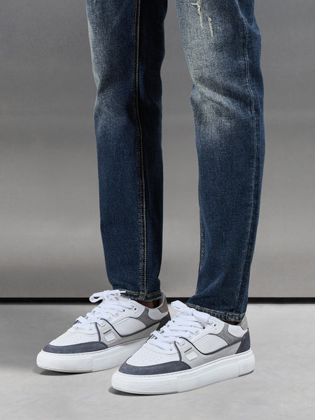 DISTRESSEDDENIMJEANSINVINTAGEBLUE3copy_600x600.jpg