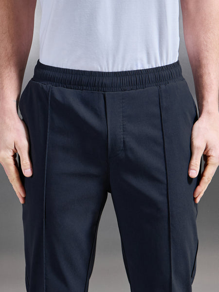 ESSENTIALNYLONTROUSERINNAVY3_CC_600x600.jpg