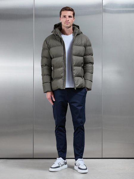 ESSENTIALSHORTPUFFERJACKETINOLIVEcopy_c5befba4-0045-48b6-ad51-89da99e48fe7_600x600.jpg