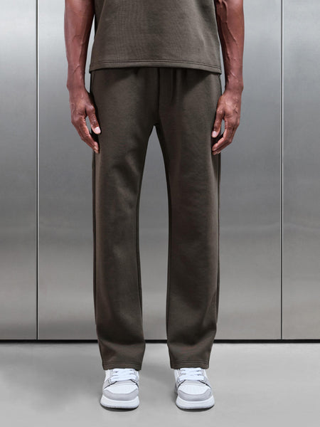 EVERYDAYLUXESTRAIGHTLEGJOGGERINBROWN-149253290069781_5ea59fdc-a82e-4cfa-832b-7c1e3d58d57d_600x600.jpg