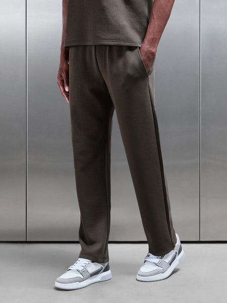 EVERYDAYLUXESTRAIGHTLEGJOGGERINBROWN-149253290069782_2cb77a2c-2b4a-48a6-a59b-ccc1becacb27_600x600.jpg