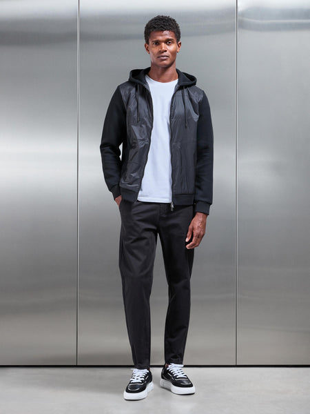 HYBRIDPANELWINDBREAKERINBLACK_600x600.jpg