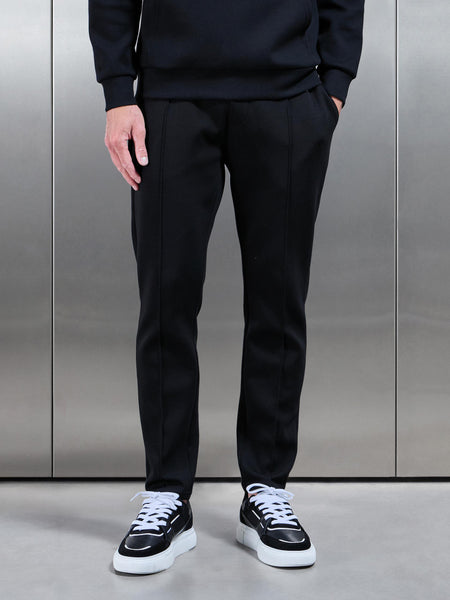 INTERLOCKJERSEYTAPEREDJOGGERINBLACK-75381919253471_600x600.jpg
