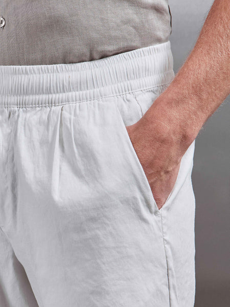 LINENDRAWSTRINGSHORTINOFFWHITE4_160a08a9-5746-4647-830d-26dc83f8435d_600x600.jpg