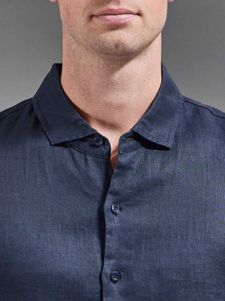 LINENSHORTSLEEVECUTAWAYCOLLARSHIRTINNAVY2_b18fa282-699a-44ba-9186-11041ae2ff42_600x600.jpg