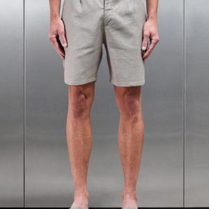 Linen Tailored Short in Light Sage