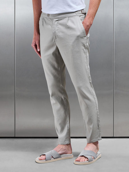 LINENTAILOREDTROUSERINSTONE1_3211caa8-efd2-4a44-8726-6ef1d8ceaa0e_600x600.jpg