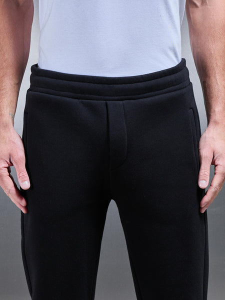 RELAXEDFITJOGGERINBLACK2_8f433ae0-f786-4da5-b992-d000cb030d36_600x600.jpg