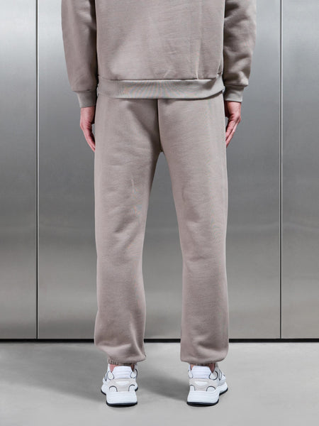 RELAXEDFITJOGGERINTAUPE2_600x600.jpg