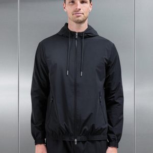 Shell Windbreaker in Black