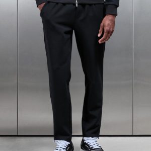 Smart Casual Jogger in Black