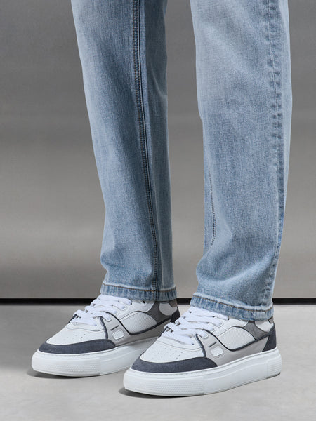 STRAIGHTLEGDENIMJEANSINLIGHTBLUE3copy_600x600.jpg
