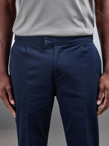 TAILOREDSIDEADJUSTERCHINOTROUSERINNAVY_15_600x600.jpg