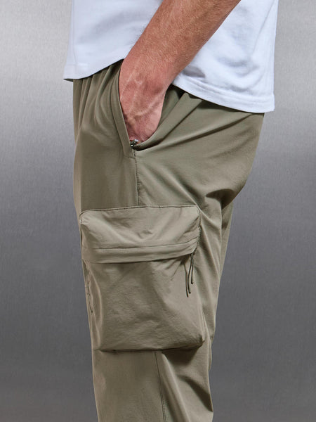 TECHNICAL_3D_CARGO_PANT_IN_OLIVE_2_copy_882a0fdc-611a-4eca-9613-962878fcea2a_600x600.jpg