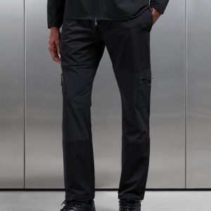 Trail Pant in Black