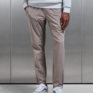 Utility Trackpant in Olive